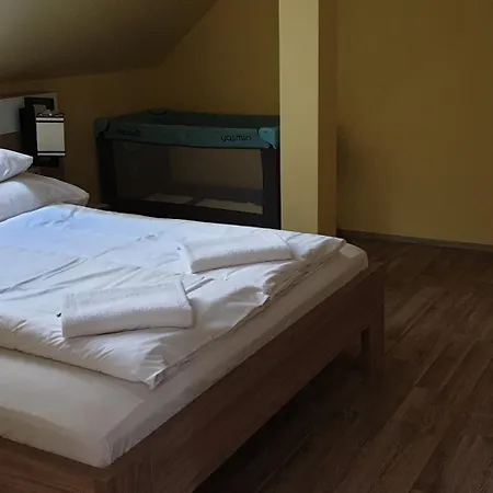 Szabo Lux Apartment